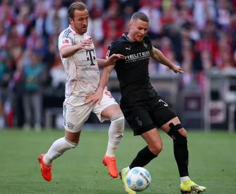 穆勒主场谢幕战！拜仁2-0门兴，凯恩破门奥利塞传射，拜仁荣耀落幕