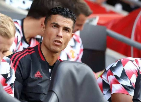 法兰克福总监揭秘，22年夏天C罗曾有意加盟，但俱乐部无力承担其高昂转会费