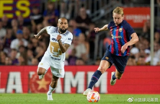 别忘了自己的钞能力！吉达联合总监，现在让德容离开巴萨还很困难